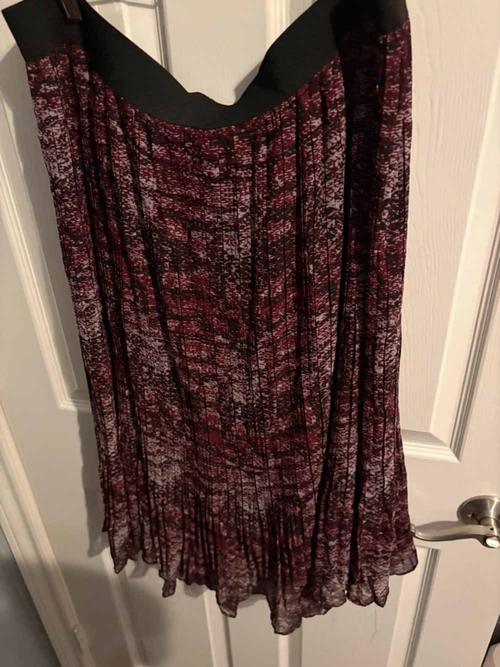 459- NWT- Torrid 3 purple/black/white midi skirt